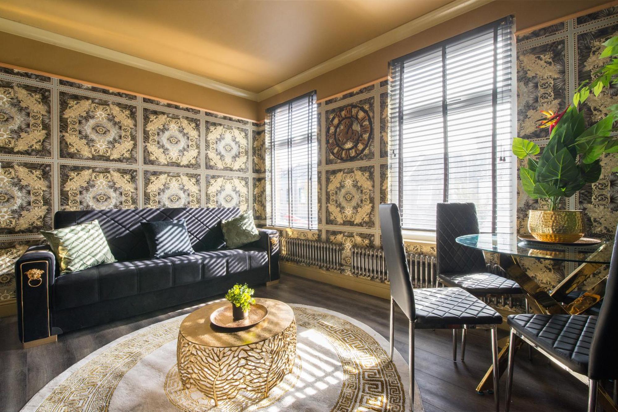 Appartamento Luxury Versace 2 Bed Hot Tub Pool Table Sky Tv